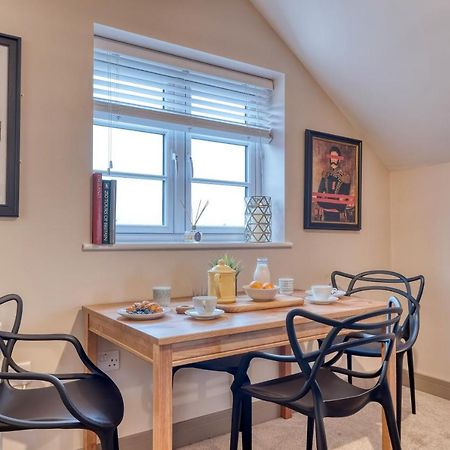 וורצ'סטר The Station Loft City Centre 1-Bed Apartment מראה חיצוני תמונה